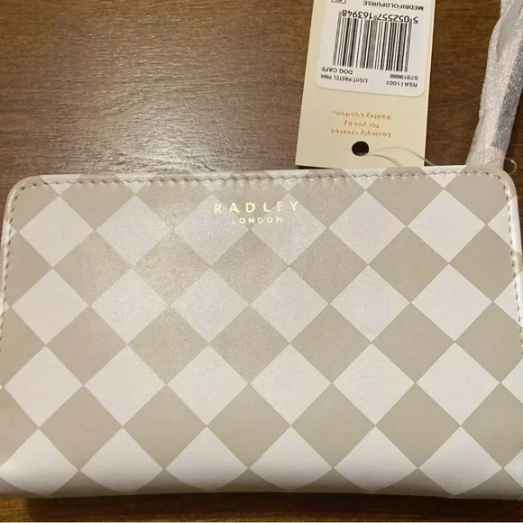 Radley London NWT Dog Cafe Wallet - Picture 7 of 8